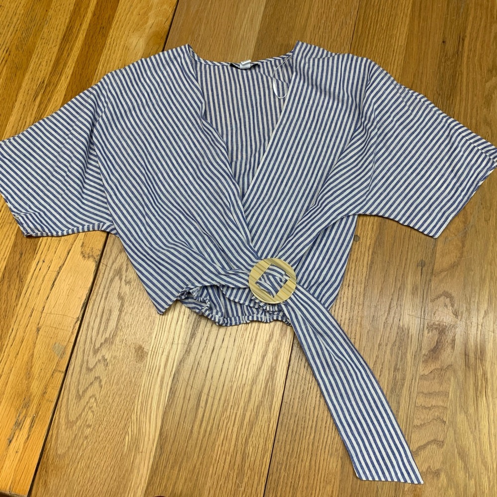 Topshop Blue White Striped Wrap Crop Top Buckle Detail US 4 Short Sleeve Blouse